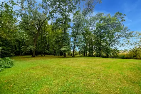 500 E Wayne Dr, La Porte, IN 46350 photo 8