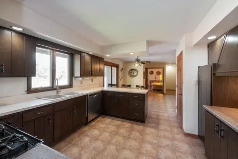 1345 Ridge Rd, Munster, IN 46321 photo 4