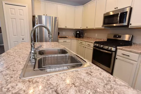 11587 Rhode Island Pl, Crown Point, IN 46307 photo 11