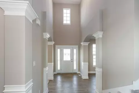 10175 Golden Crest Dr, Saint John, IN 46373 photo 5
