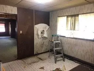 1619 W 20th Ave, Gary, IN 46404 photo 9
