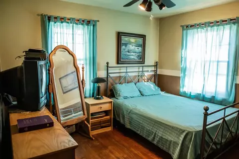 338 N Dwiggins St, Griffith, IN 46319 photo 9
