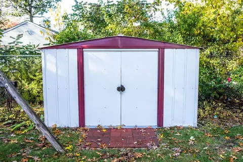 338 N Dwiggins St, Griffith, IN 46319 photo 20