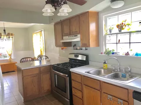 245 Maxwell St, Crown Point, IN 46307 photo 2