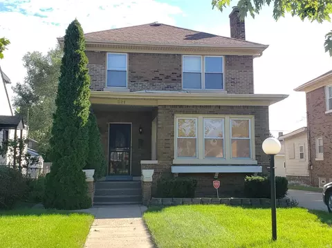 321 Cleveland St, Gary, IN 46404 photo 2