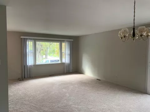 401 Fairview Ave, Crown Point, IN 46307 photo 5