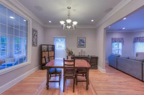 3324 Clinton Ave, Berwyn, IL 60402 photo 7