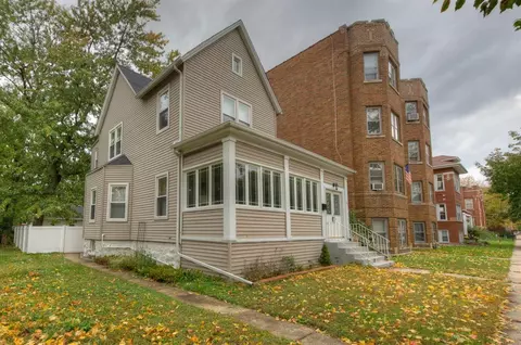 3324 Clinton Ave, Berwyn, IL 60402 photo 5