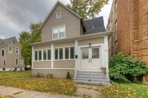 3324 Clinton Ave, Berwyn, IL 60402 photo 1