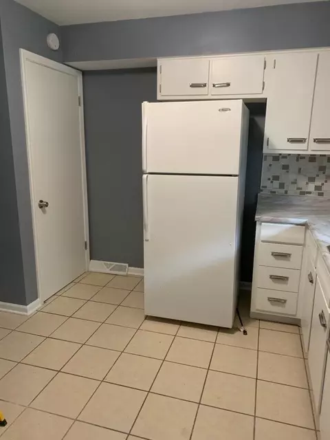 2255 Jennings St, Gary, IN 46404 photo 8