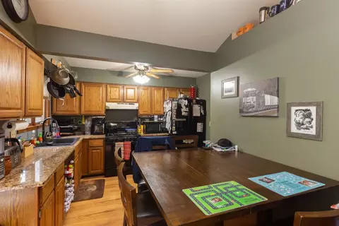 8579 Burr St, Crown Point, IN 46307 photo 12