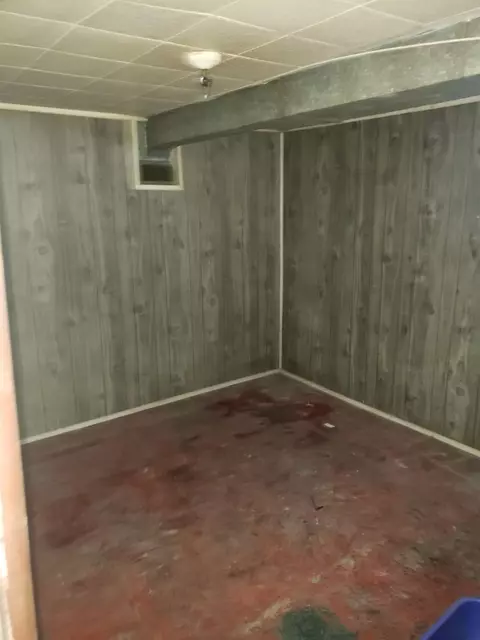 372 Taft St, Gary, IN 46404 photo 9