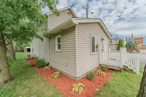 226 S Broad St, Griffith, IN 46319 photo 2