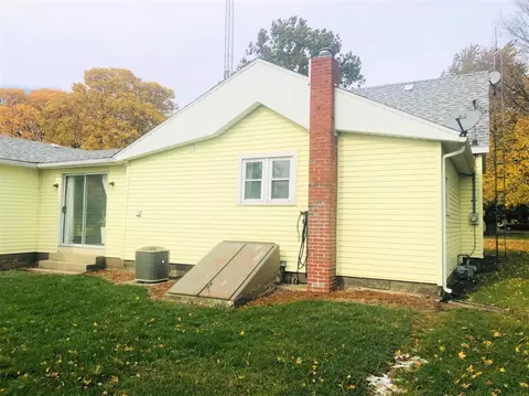 308 E 3rd St, Earl Park, IN 47942 photo 6