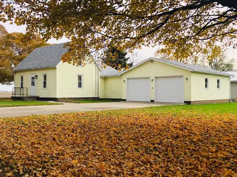 308 E 3rd St, Earl Park, IN 47942 photo 1