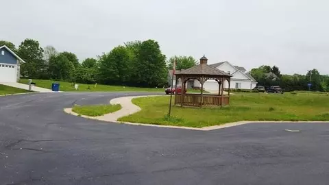 120 Emerald Dr, Porter, IN 46304 photo 6