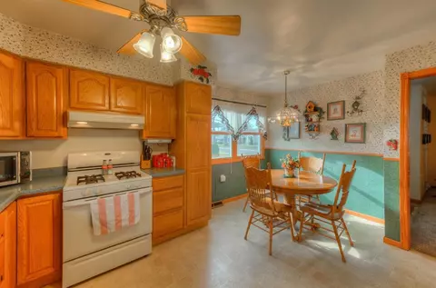 227 N Dwiggins St, Griffith, IN 46319 photo 11