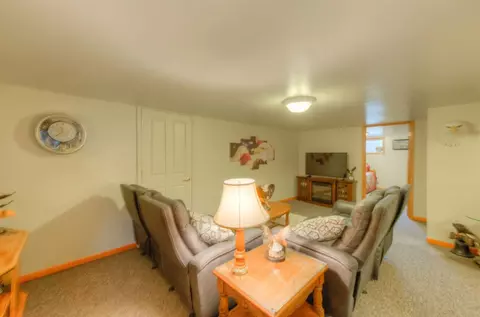 227 N Dwiggins St, Griffith, IN 46319 photo 16