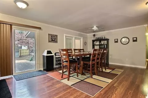 9626 Middlesex Rd, De Motte, IN 46310 photo 8