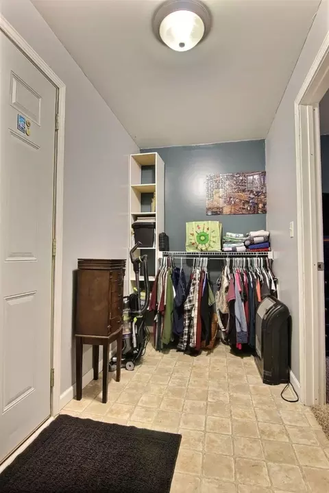 9626 Middlesex Rd, De Motte, IN 46310 photo 16