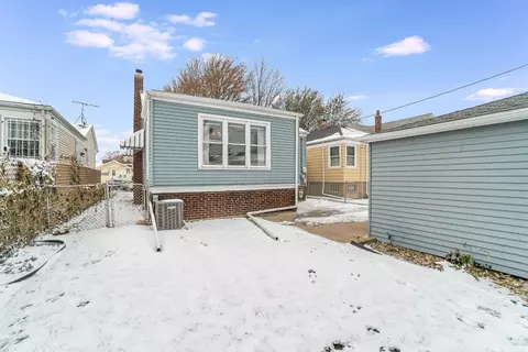 1721 Warwick Ave, Whiting, IN 46394 photo 4