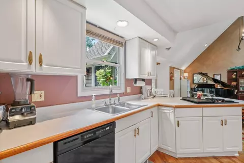 8034 Forest Ave, Munster, IN 46321 photo 15