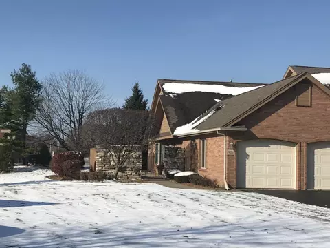 916 Cornwallis Ln, Munster, IN 46321 photo 1
