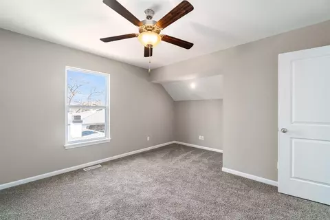 628 E Pine St, Griffith, IN 46319 photo 19