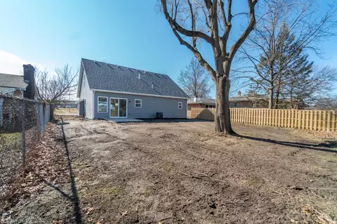 628 E Pine St, Griffith, IN 46319 photo 23