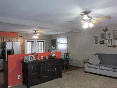 401 N Walnut St, Hamlet, IN 46532 photo 4