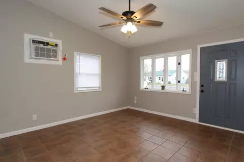 401 Strongbow Trl, Porter, IN 46304 photo 15