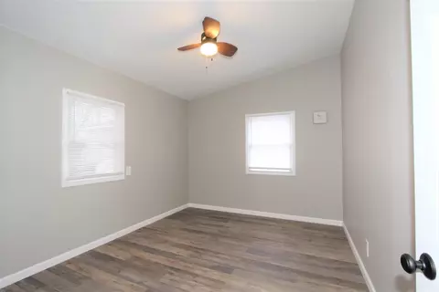 401 Strongbow Trl, Porter, IN 46304 photo 6