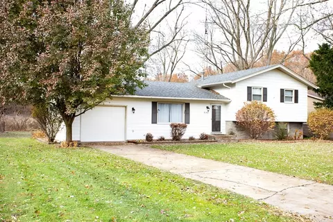5142 Roosevelt Pl, Gary, IN 46408 photo 3