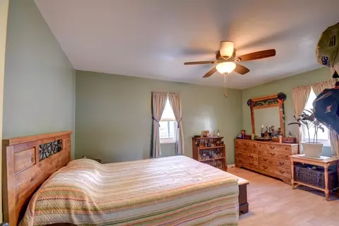 559 E Anderson St, Crown Point, IN 46307 photo 10