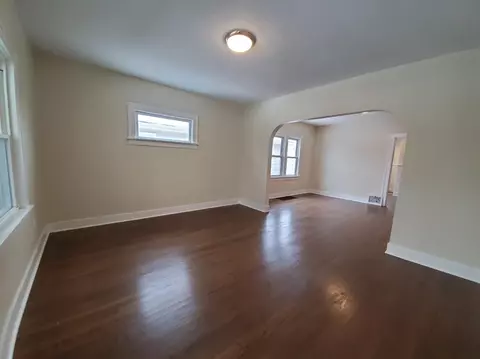 7510 Monroe Ave, Hammond, IN 46324 photo 9