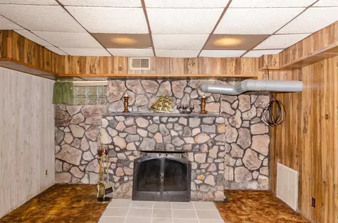 711 Hayes St, Gary, IN 46404 photo 15