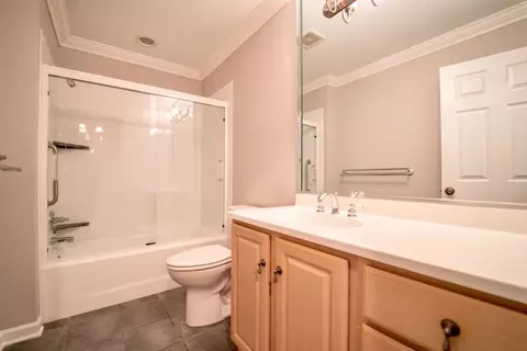 914 Cornwallis Ln, Munster, IN 46321 photo 22