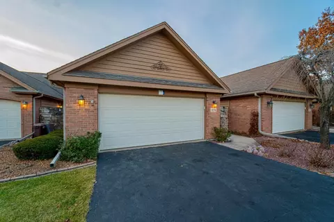 914 Cornwallis Ln, Munster, IN 46321 photo 26