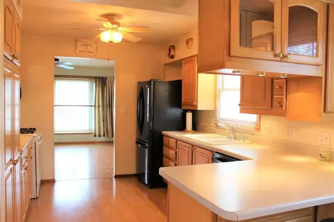 516 W Elm St, Griffith, IN 46319 photo 14