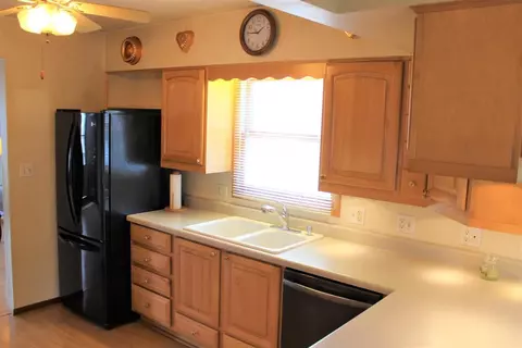 516 W Elm St, Griffith, IN 46319 photo 17