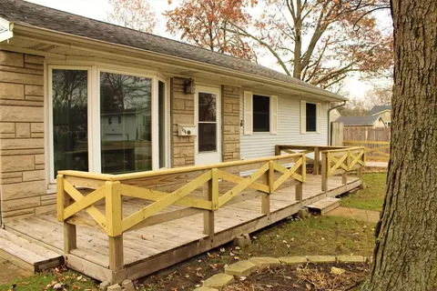 516 W Elm St, Griffith, IN 46319 photo 2