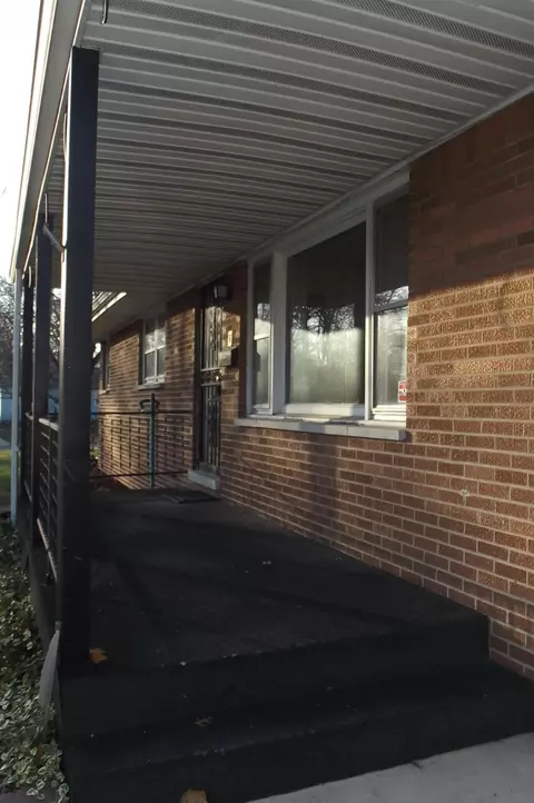 7100 Birch Ave, Gary, IN 46403 photo 3