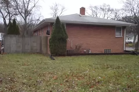 7100 Birch Ave, Gary, IN 46403 photo 4