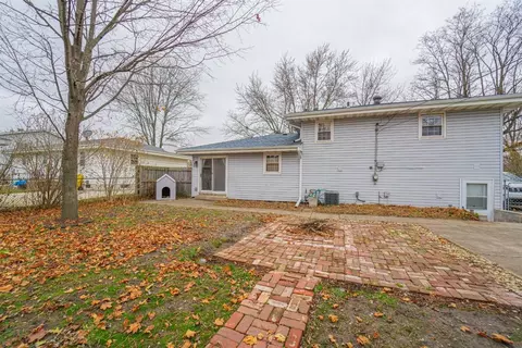 617 E Pine Pl, Griffith, IN 46319 photo 29