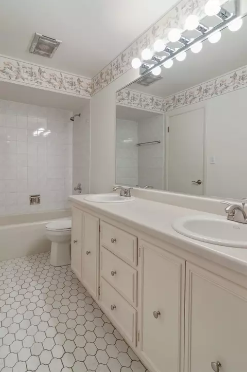 8435 Jackson Ct, Munster, IN 46321 photo 14