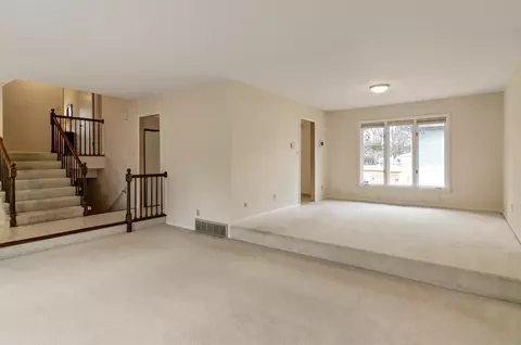 8435 Jackson Ct, Munster, IN 46321 photo 7