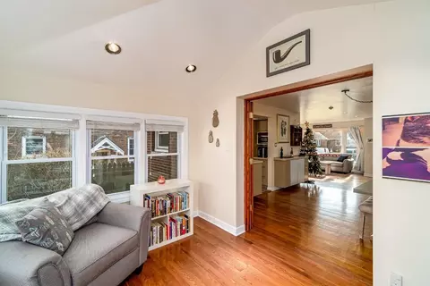 239 Beverly Pl, Munster, IN 46321 photo 11
