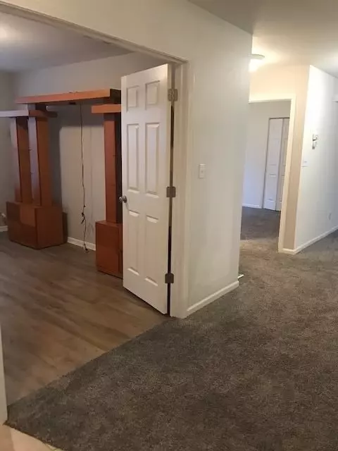 7011 Tompkins Ct, Griffith, IN 46319 photo 15