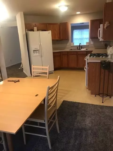 7011 Tompkins Ct, Griffith, IN 46319 photo 9