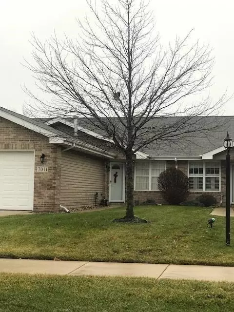7011 Tompkins Ct, Griffith, IN 46319 photo 2